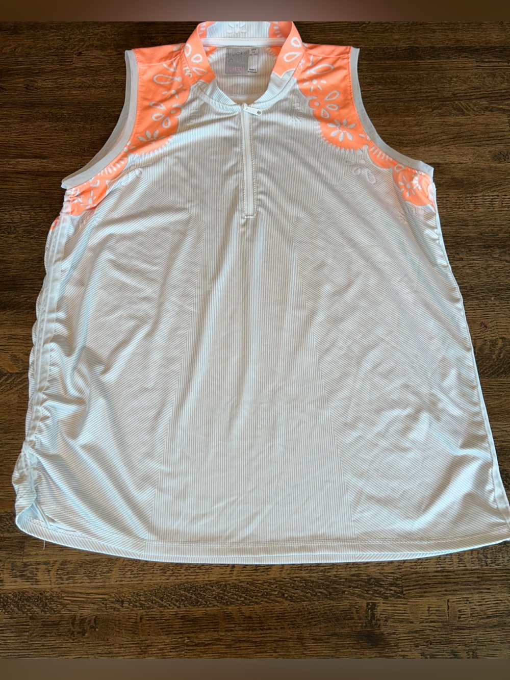 Lucky in Love Sleeveless 1/4 Zip Active Shirt - Size Medium